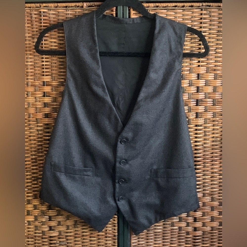 Men’s Charcoal Wool Vest